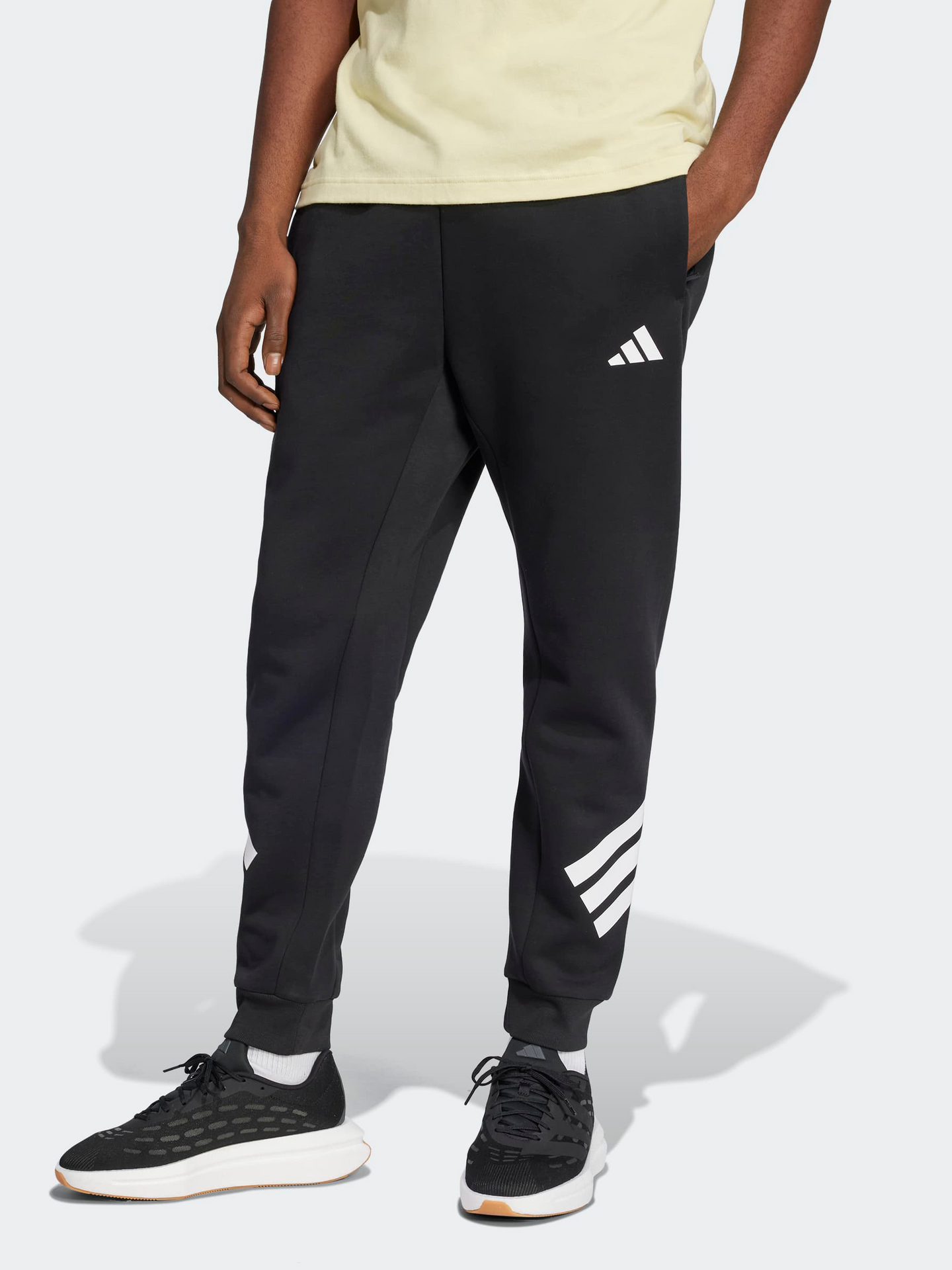 Future Icons Three Stripes Pant
